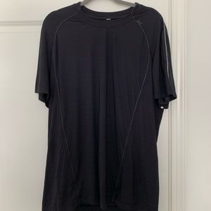 Men’s Lululemon T shirt